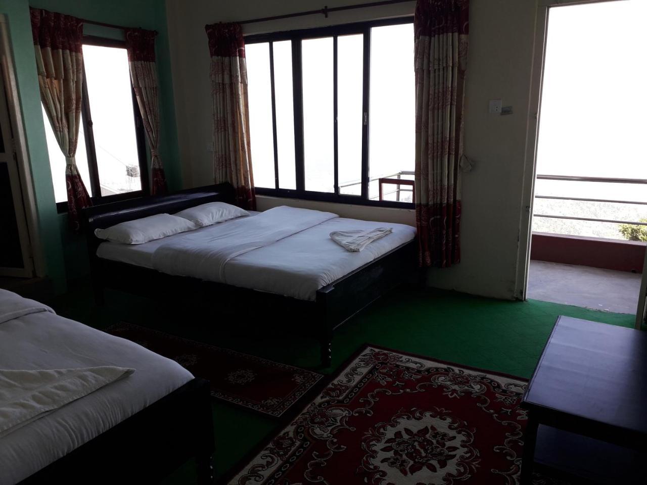 Himalayan Crown Lodge โพคารา ภายนอก รูปภาพ