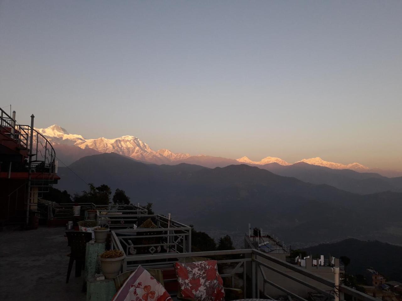 Himalayan Crown Lodge โพคารา ภายนอก รูปภาพ